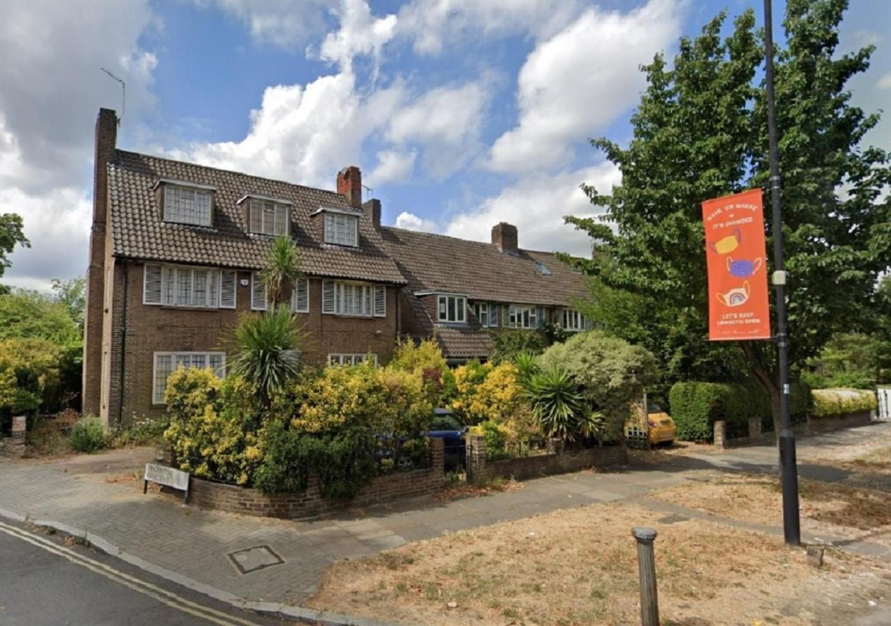 Wandsworth, South London Deluxe King Room 4 Dış mekan fotoğraf